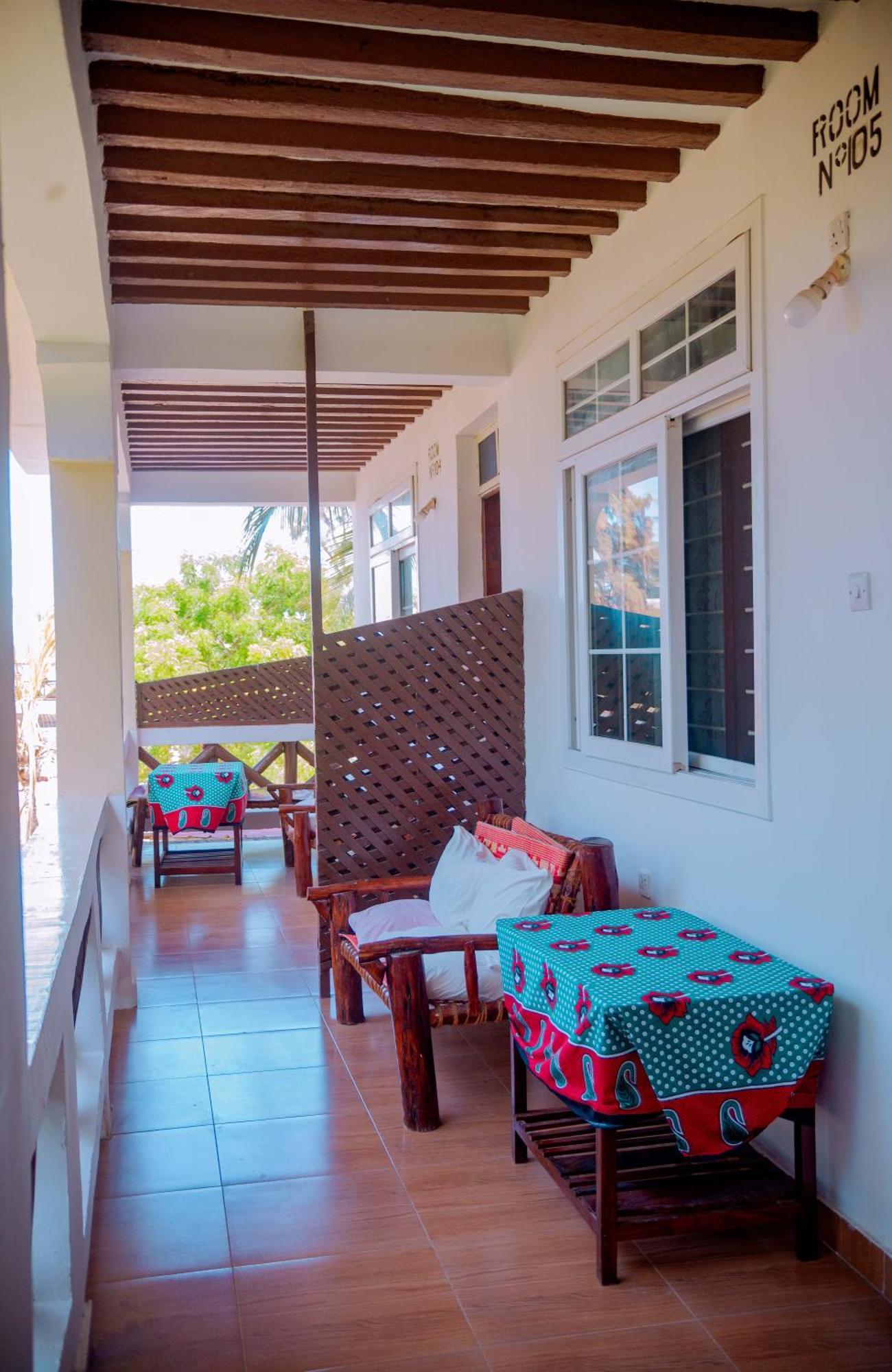 Baraka Beach Bungalows นูงวี ภายนอก รูปภาพ