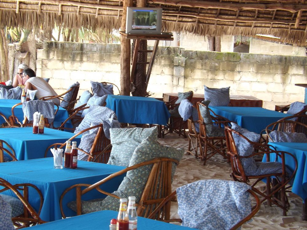 Baraka Beach Bungalows นูงวี ภายนอก รูปภาพ