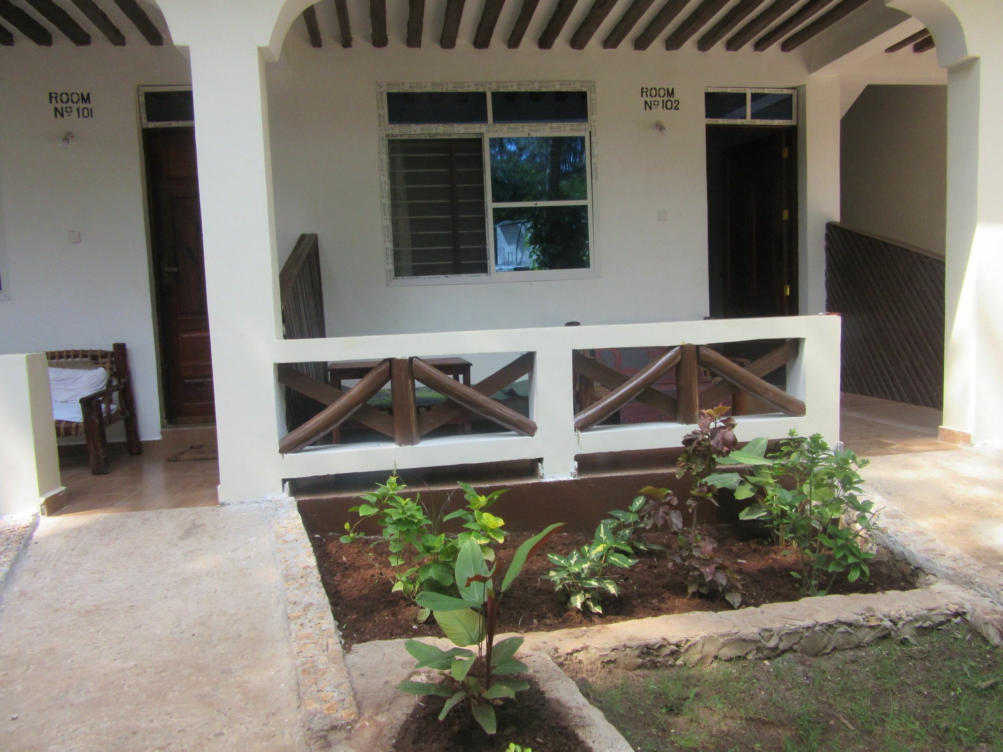 Baraka Beach Bungalows นูงวี ภายนอก รูปภาพ